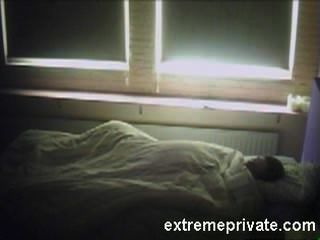 الألمانية بالإصبع BBW أمي على كاميرا تجسس